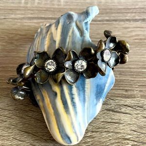 Antiqued Metal Bronze Flower Bracelet